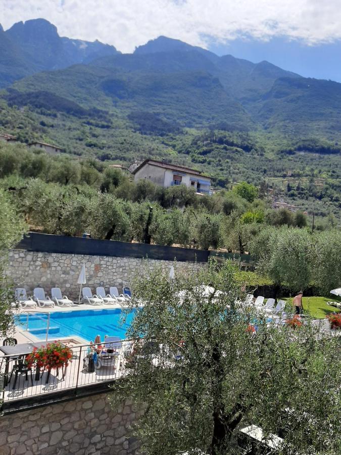 Appartamenti Elisabeth Brenzone sul Garda Exterior photo