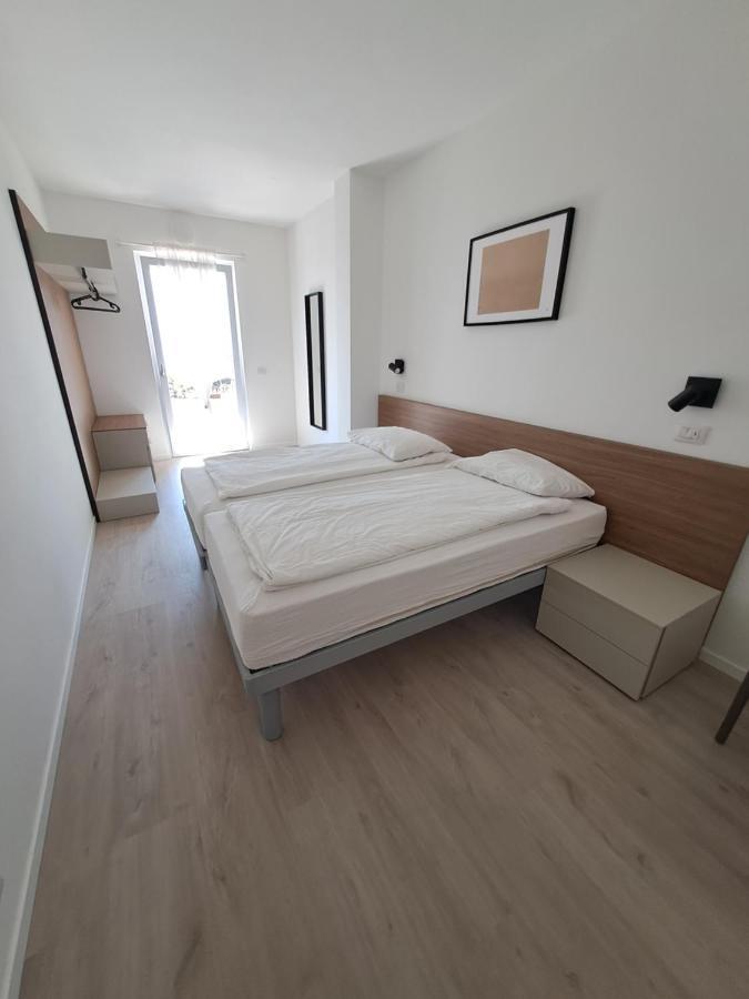 Appartamenti Elisabeth Brenzone sul Garda Exterior photo