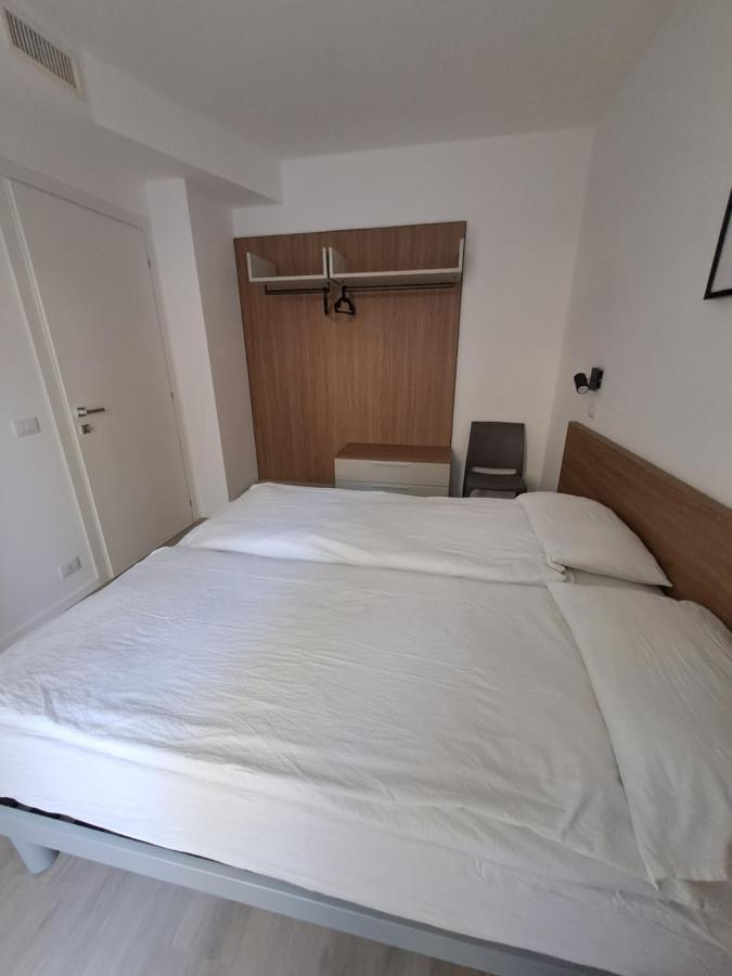 Appartamenti Elisabeth Brenzone sul Garda Exterior photo