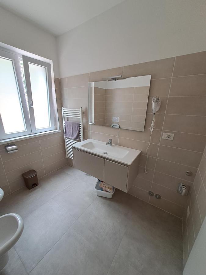 Appartamenti Elisabeth Brenzone sul Garda Exterior photo