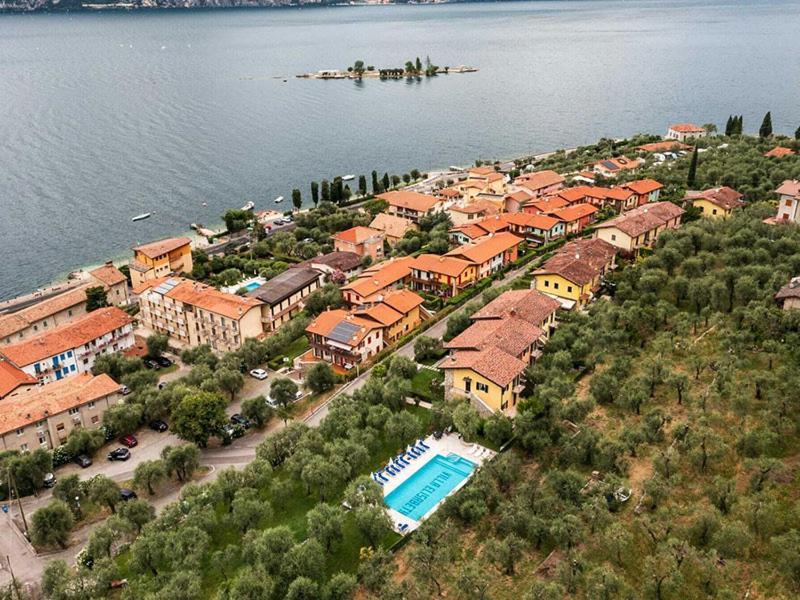 Appartamenti Elisabeth Brenzone sul Garda Exterior photo